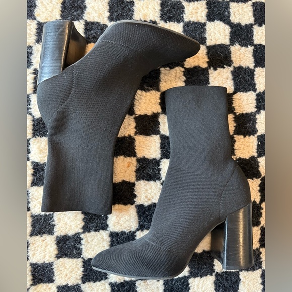 Steve Madden Trent Sock Booties Black - Size 8 - Picture 6 of 10